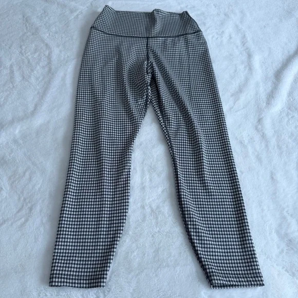 Nike Gingham Leggings Dri Fit Black White Size Medium - Picture 7 of 7